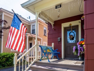The Cardinal Inn Front